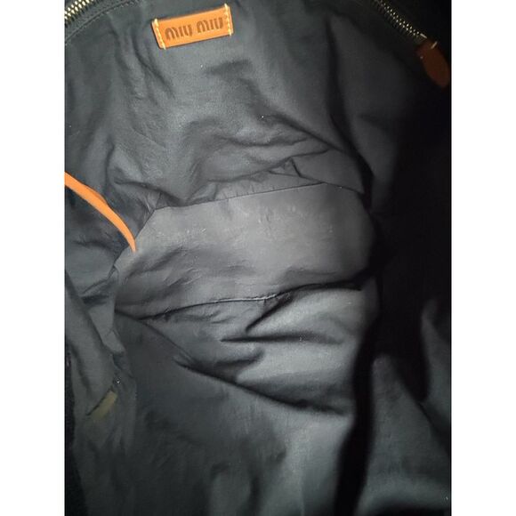 Miu Miu Women Pre-Loved Bag Very Good Condition - Picture 7 of 9